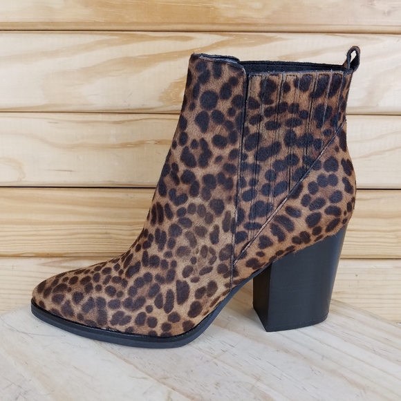 NEW MARC FISHER LTD Alva Leopard Calf Hair Bootie Ankle Boot Slip-on Pointed Toe - Picture 5 of 10